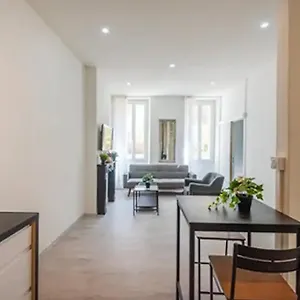  Appartement T2 Lumineux A La Joliette